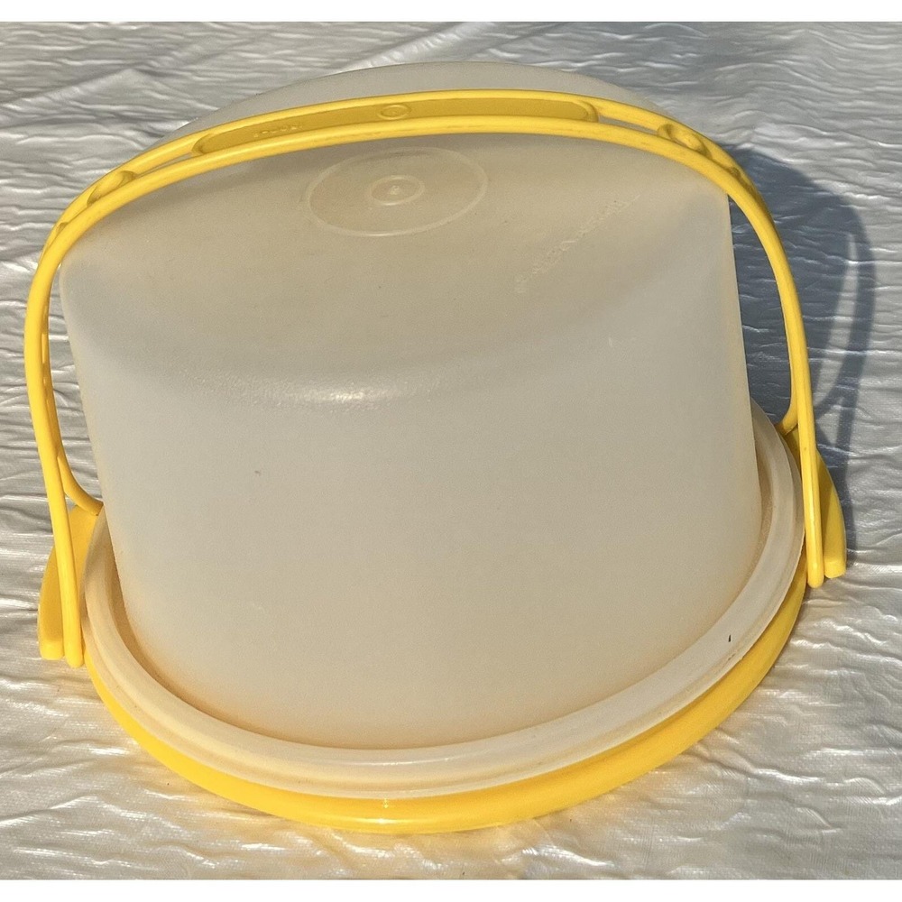 Vtg 1980s Tupperware Toys Cake Carrier Yellow Miniature 1500-6 1498-2 3pc Set